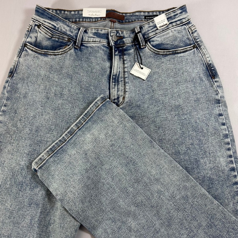 Judy Blue Jeans Womens 14W Light Blue Acid Wash High Rise Straight Leg NWT